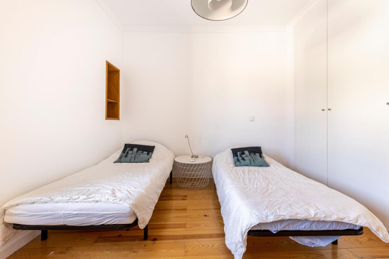 Comfy 3 Bedroom Apartment Campo De Ourique Lissabon Exterior foto